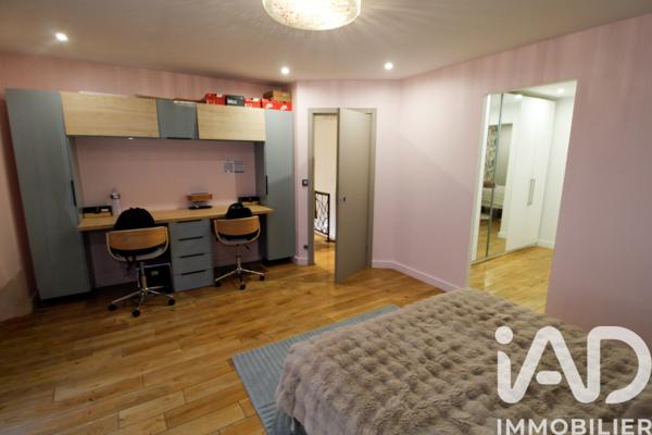 Maison à vendre 9 pièces 403 m² Saint-Brice-sous-Forêt