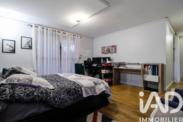 Maison à vendre 9 pièces 403 m² Saint-Brice-sous-Forêt