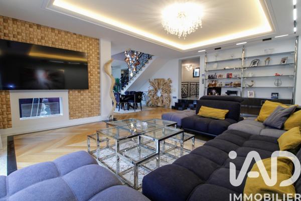 Maison à vendre 9 pièces 403 m² Saint-Brice-sous-Forêt