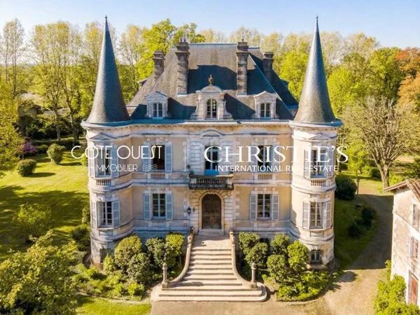 À vendre Habas - Château avec grandes dépendances