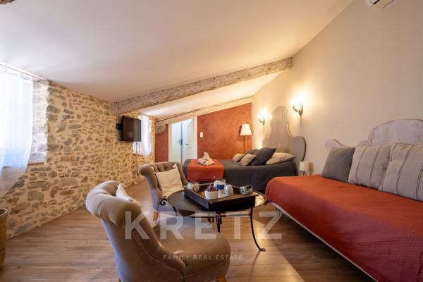 Immeuble de rapport d’exception en cœur historique de Carcassonne – 500+ m² déployés pour un rendeme