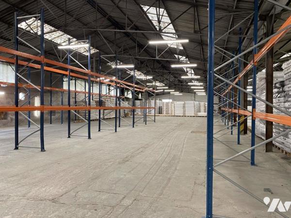 Vente PROCHE MEAUX - BATIMENT INDUSTRIEL ET TERRAIN