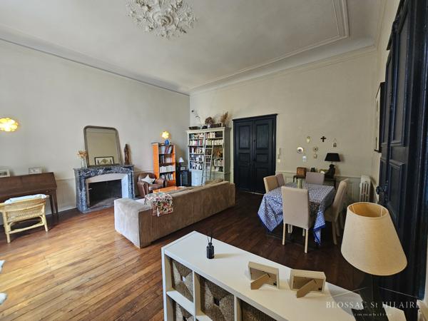 Poitiers PLATEAU, appartement de type 3, avec parking, cave et cour privative.