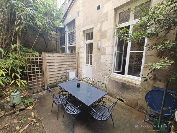 Poitiers PLATEAU, appartement de type 3, avec parking, cave et cour privative.