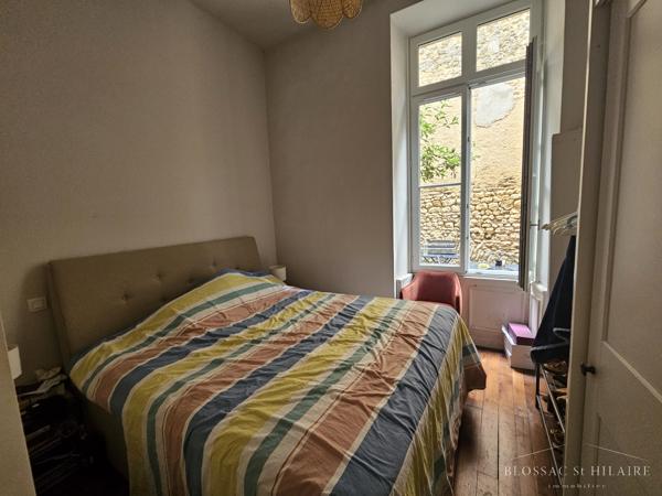 Poitiers PLATEAU, appartement de type 3, avec parking, cave et cour privative.