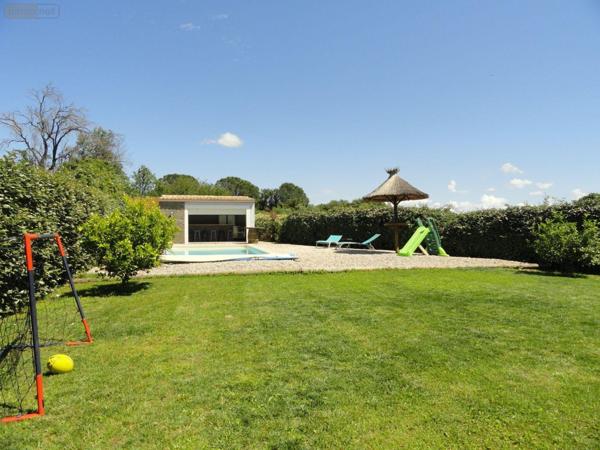 Maison individuelle à vendre à Saint-Gilles dans le Gard (30800), ref : 11411/361   
HAUTEUR