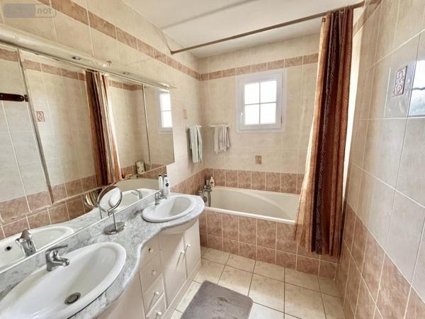 Maison à vendre à Mauges-sur-Loire dans le Maine-et-Loire (49570), ref : 49019-3351