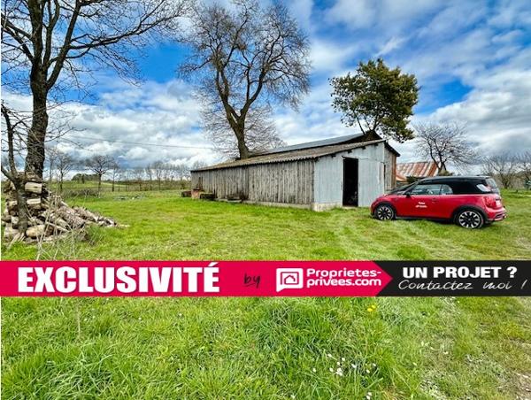 Terrain  + 2 Hangars 813 m2