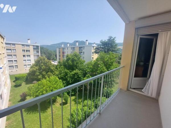 Appartement T3 au 3iéme étage résidence Jolival