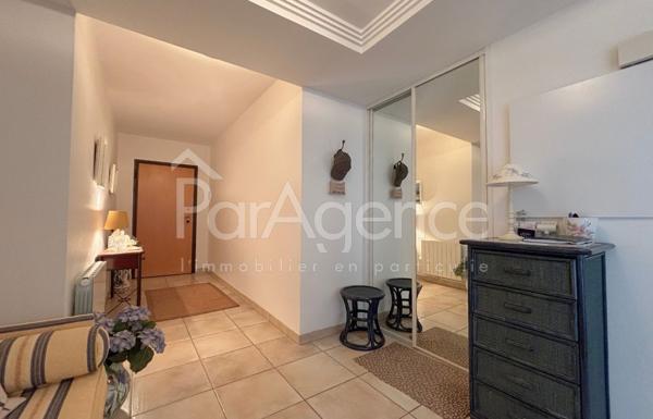 Appartement T3 Terrasse et garage - résidence sécurisée av