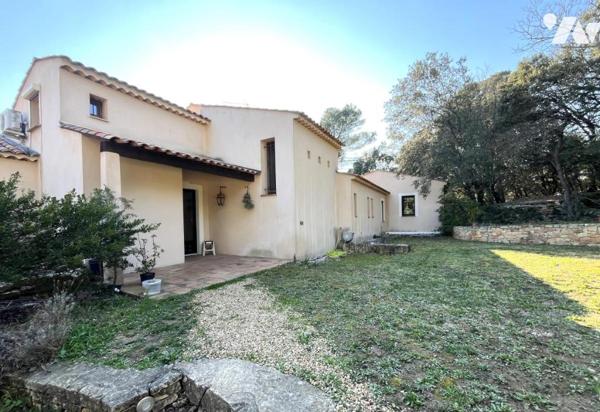 VILLA T6 AVEC GARAGE ABRI VOITURES PISCINE SAINT-MAXIMIN