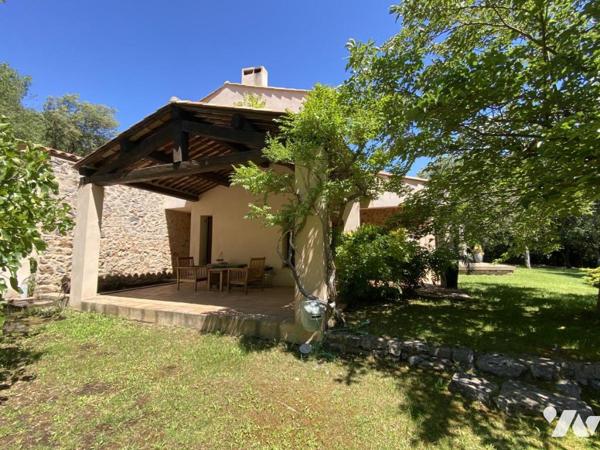 VILLA T6 AVEC GARAGE ABRI VOITURES PISCINE SAINT-MAXIMIN