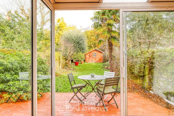 Maison angevine avec son jardin calme