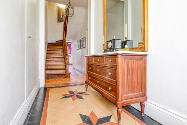 Maison angevine avec son jardin calme