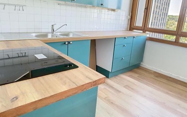 Appartement à vendre    4 pièces • 78 m2 Verrières-le-Buisson