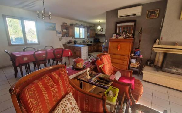 Maison à vendre    4 pièces •  Mèze