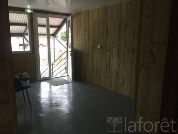 Location bureau Fort-de-France - 22 m² - 745 € / mois
