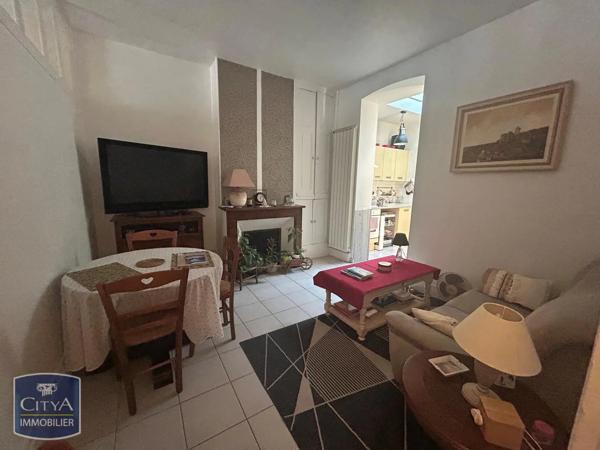 Appartement à louer 2 pièces 49.28m² Agen (47000)
