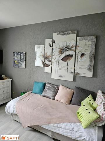 Un écrin de verdure, un intérieur raffiné… la maison dont vous rêvez est ici.