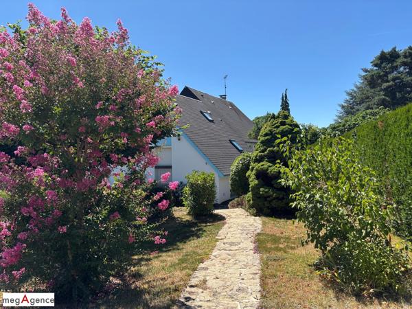 Maison à CHAMEYRAT, 19330 - 6 pièces 175m²