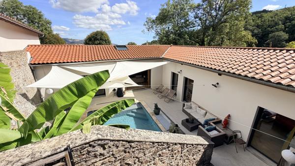 L’âme d’une ancienne ferme, l’élégance d’une maison d’architecte