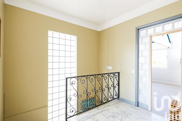 Maison à vendre 11 pièces 235 m² Rueil-Malmaison