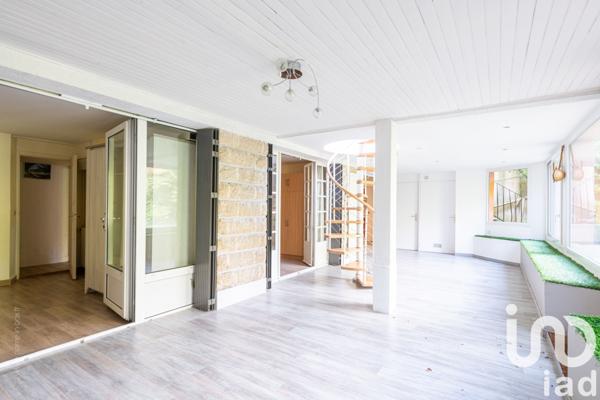 Maison à vendre 11 pièces 235 m² Rueil-Malmaison