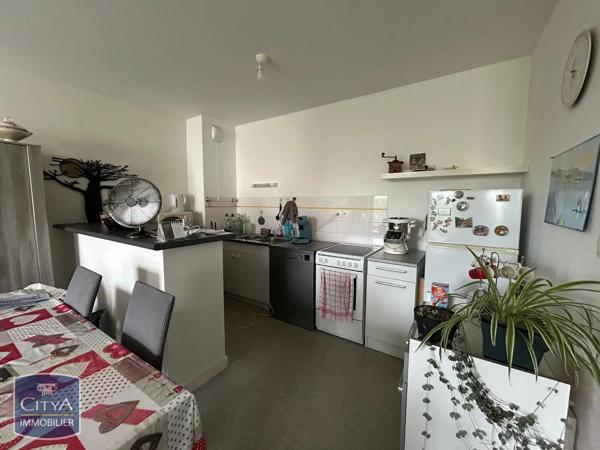 Appartement à louer 3 pièces 67.77m² Angers (49000)