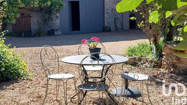 Maison de village 6 pièces de 222 m² à Écrosnes (28320)