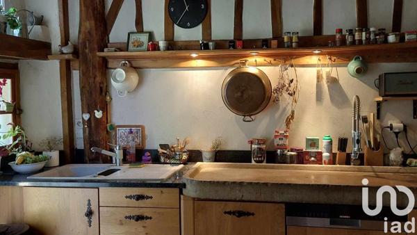 Maison de village 6 pièces de 222 m² à Écrosnes (28320)