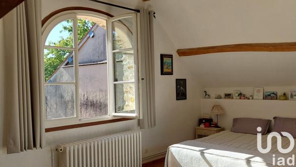 Maison de village 6 pièces de 222 m² à Écrosnes (28320)