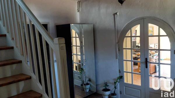 Maison de village 6 pièces de 222 m² à Écrosnes (28320)