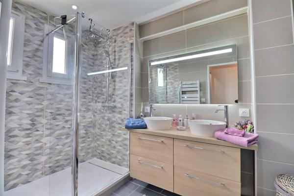 Magnifique Appartement Maisons Laffitte 3 pièces 66 m² 1 chbre (possible 2) au calme et refait à neuf !