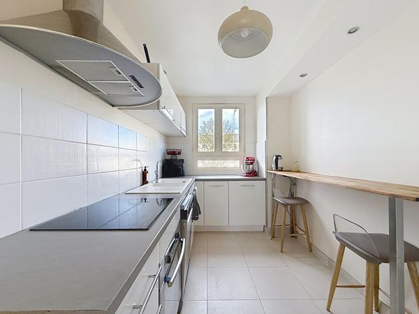 À vendre - Bel appartement T4 rénové à Saint-Avertin