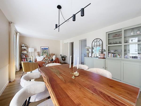 À vendre - Bel appartement T4 rénové à Saint-Avertin