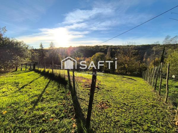 Maison en pierre avec vue et dépendances sur 2 ha