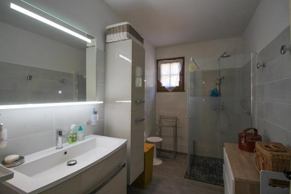 Vente / Maison de plain-pied à Montbrun-les-Bains (26570)
