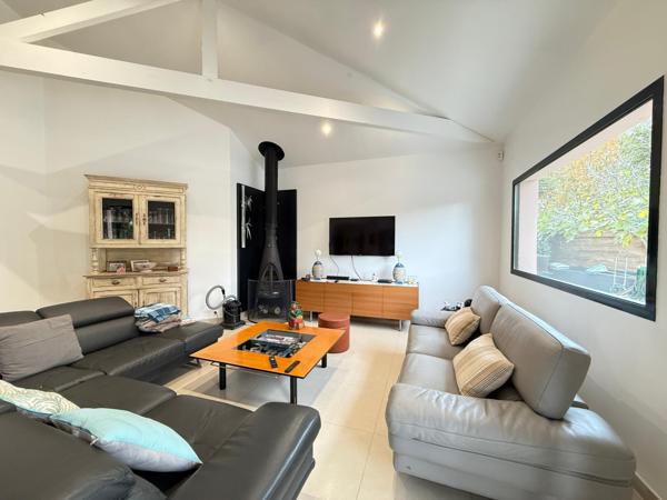 Maison 190 m2 avec annexe et 2370 m2 de terrain