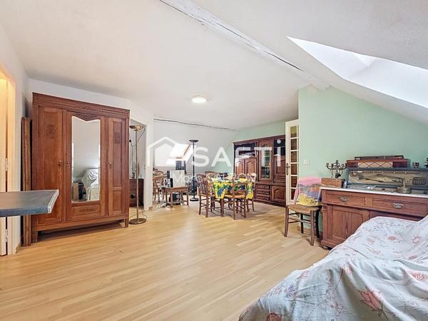 Sect Jamin 4chambres, jardinet, cour, terrasse, garage