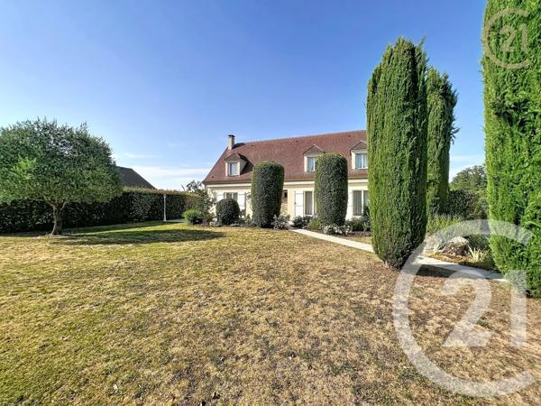 Maison à vendre  8 pièces - 209 m 2   ST FARGEAU PONTHIERRY  - 77