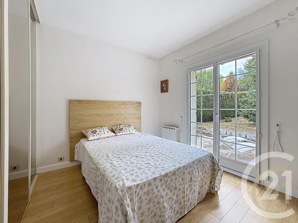 Maison à vendre  8 pièces - 209 m 2   ST FARGEAU PONTHIERRY  - 77
