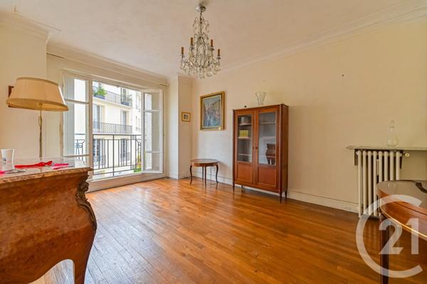 Appartement F2 à vendre  2 pièces - 45,88 m 2   PARIS  - 75016