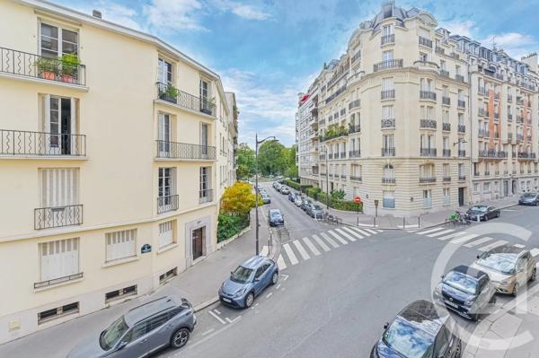 Appartement F2 à vendre  2 pièces - 45,88 m 2   PARIS  - 75016