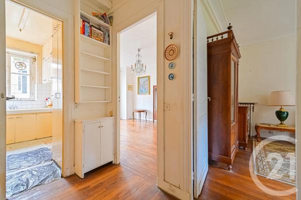 Appartement F2 à vendre  2 pièces - 45,88 m 2   PARIS  - 75016