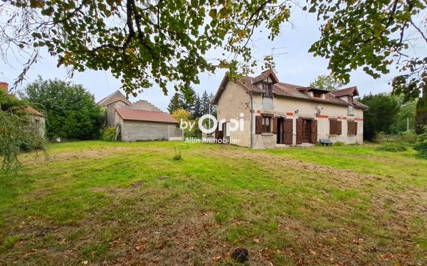 Maison à vendre    4 pièces •  Saint-Pierre-le-Bost