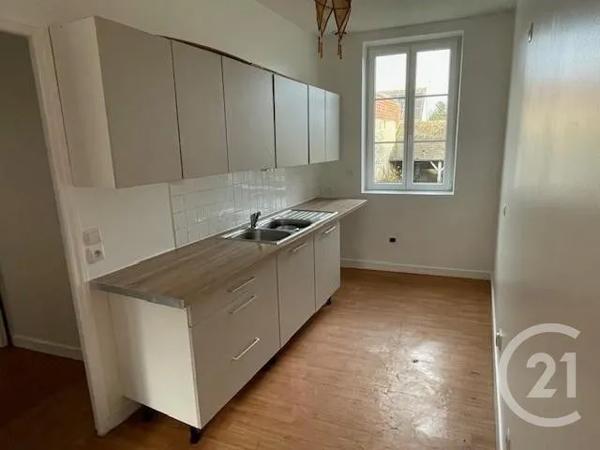Maison à vendre  4 pièces - 110 m 2   SANCOINS  - 18