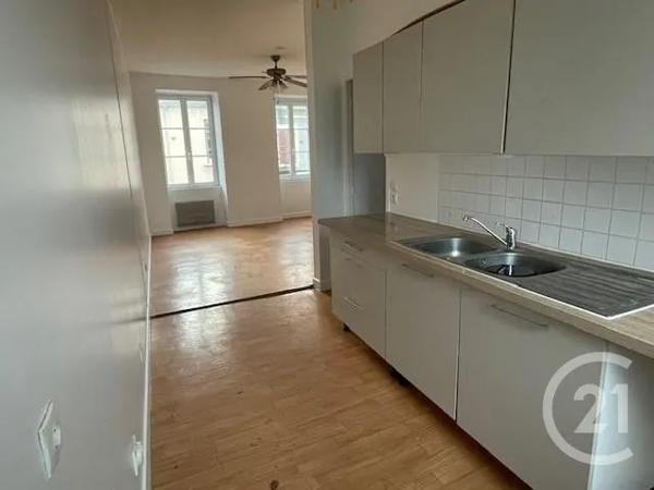 Maison à vendre  4 pièces - 110 m 2   SANCOINS  - 18