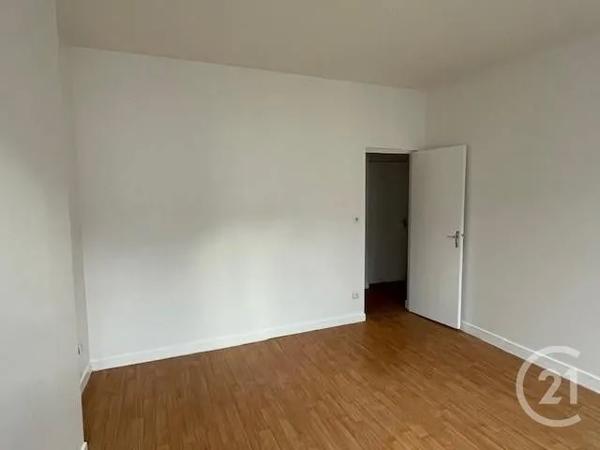 Maison à vendre  4 pièces - 110 m 2   SANCOINS  - 18