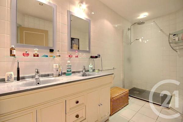 Appartement F8 à vendre  5 pièces - 170,43 m 2   BLOIS  - 41