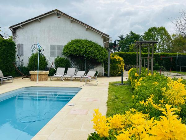 Maison à vendre    7 pièces •  Gardonne